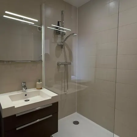Le Cocon Tropical Proche Paris Avec Balcon Et Parking * Villemomble